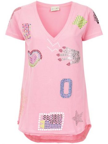 Andrea Bogosian seleciona peças para o Dia dos Namorados 7 338376 794638 andrea bogosian camiseta lisbela hot pink r 618 00 us 181 76 web