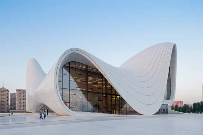 Centros culturais para conhecer em diferentes países 3 Heydar Aliyev Azerbaijão