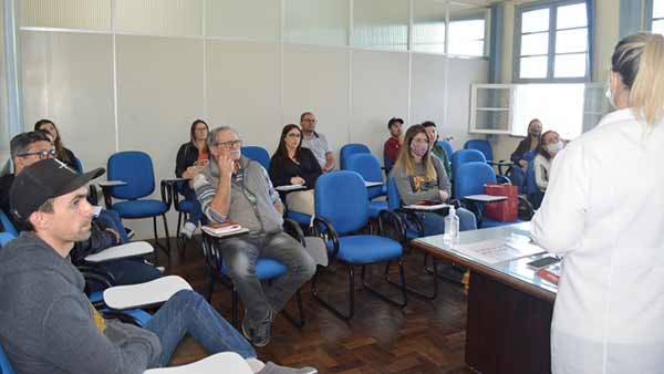 Flores da Cunha: Lojistas e comerciantes recebem capacitação sobre o COVID-19 1 flores da cunha rs comerciantes coronavirus
