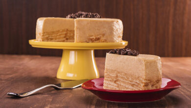 Bolo de Cafe com Biscoito Maria