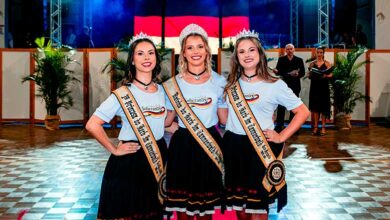 Corte Eleita Dandara Estefani e Camile