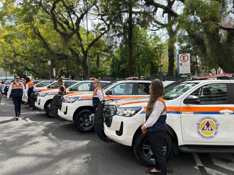Defesa Civil no RS é reforçada com estrutura e tecnologia contra novos extremos climáticos 2 Veiculos da Defesa Civil do RS sao utilizados em operacoes de monitoramento logistica e atendimento durante emergencia